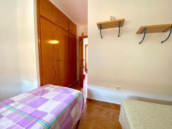 Image No.25-3 Bed Townhouse for sale