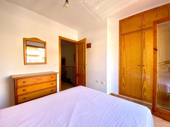 Image No.35-3 Bed Townhouse for sale