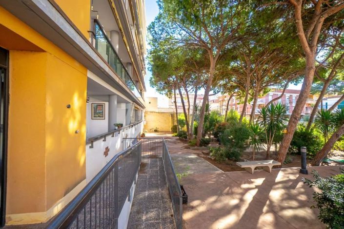 Image No.26-2 Bed Apartment for sale