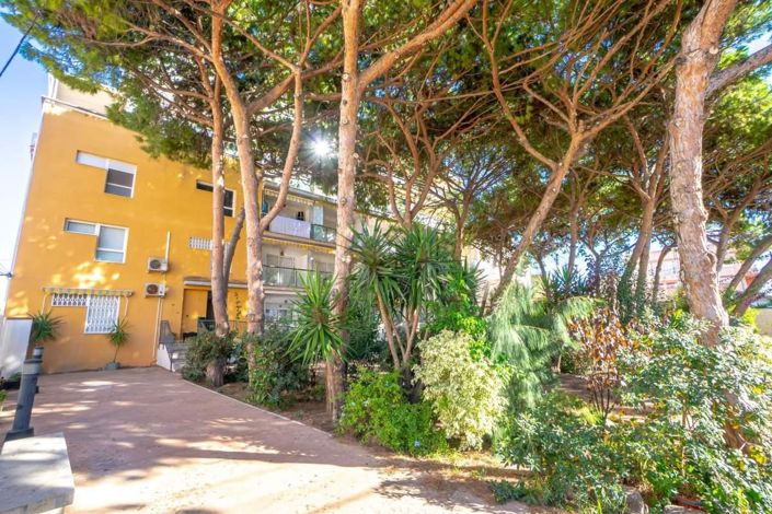 Image No.27-2 Bed Apartment for sale