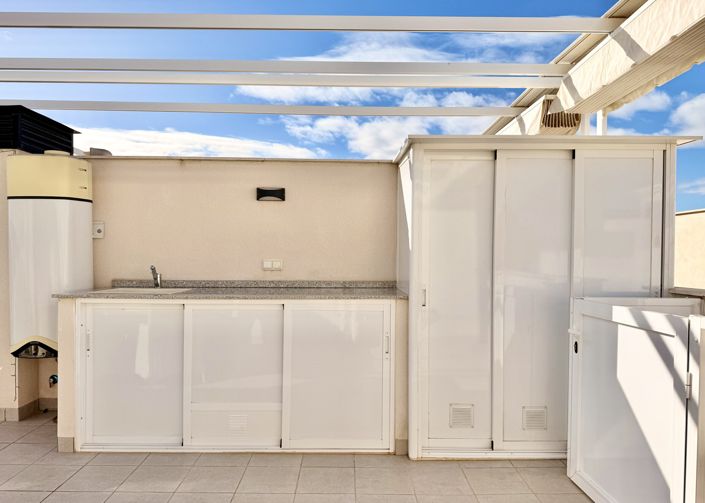 Image No.23-2 Bed Apartment for sale