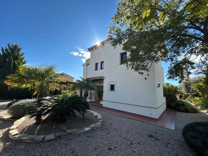 Image No.8-3 Bed Villa for sale