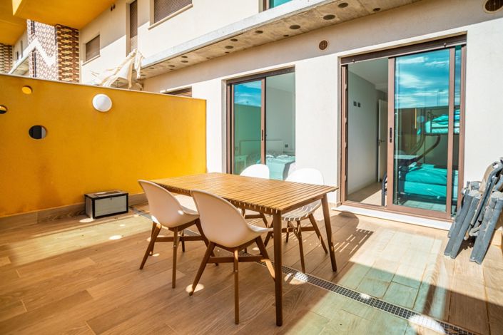 Image No.12-2 Bed Apartment for sale