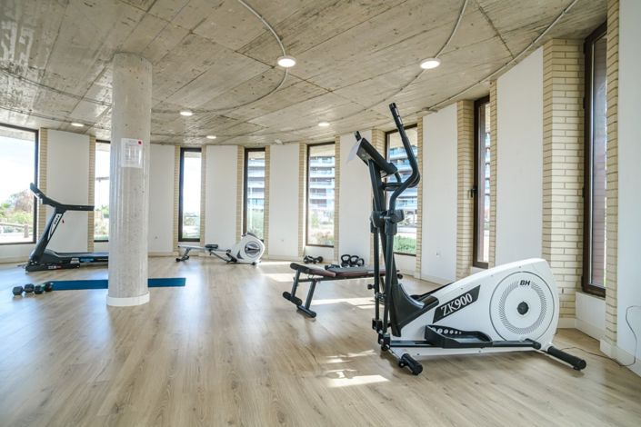 Image No.24-2 Bed Apartment for sale