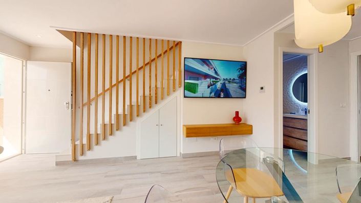 Image No.10-3 Bed Townhouse for sale