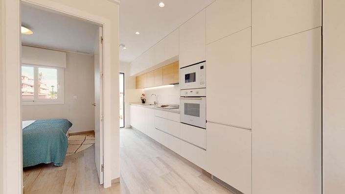 Image No.11-3 Bed Townhouse for sale