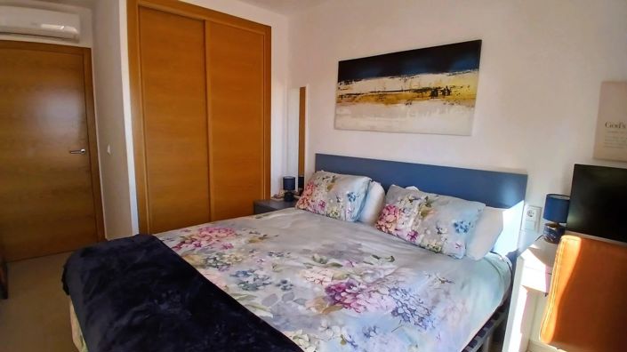 Image No.12-2 Bed Apartment for sale