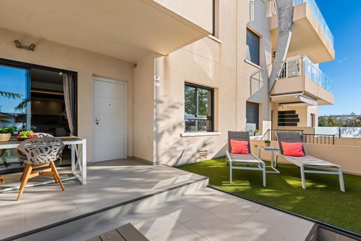 Image No.17-2 Bed Apartment for sale