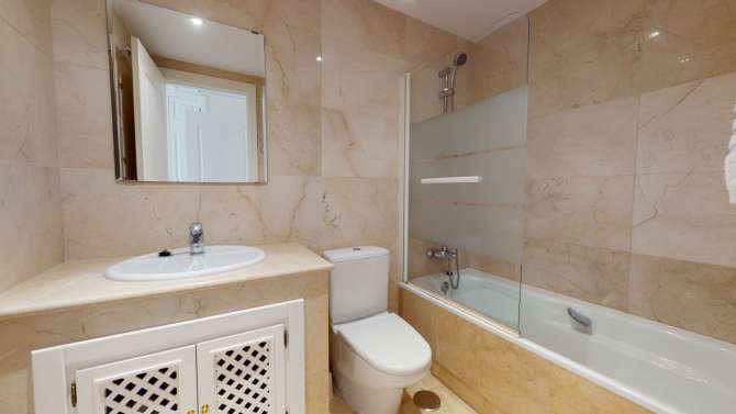 Image No.8-2 Bed Apartment for sale