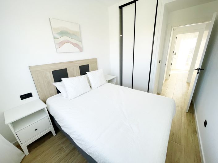 Image No.23-3 Bed Townhouse for sale