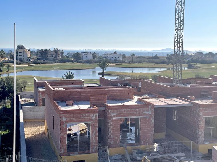 Image No.30-3 Bed Townhouse for sale