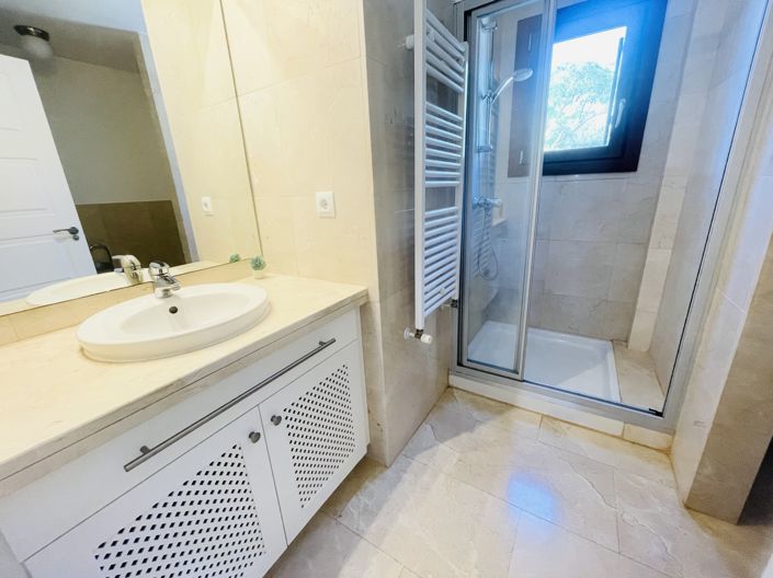 Image No.31-4 Bed Villa for sale