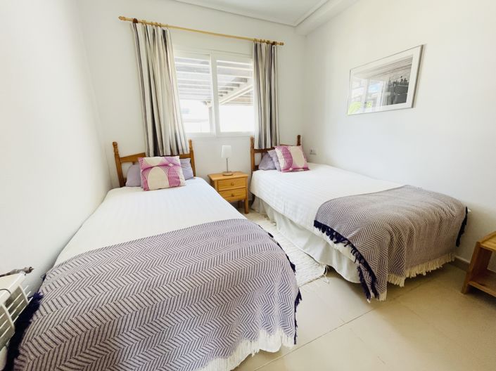 Image No.18-2 Bed Townhouse for sale