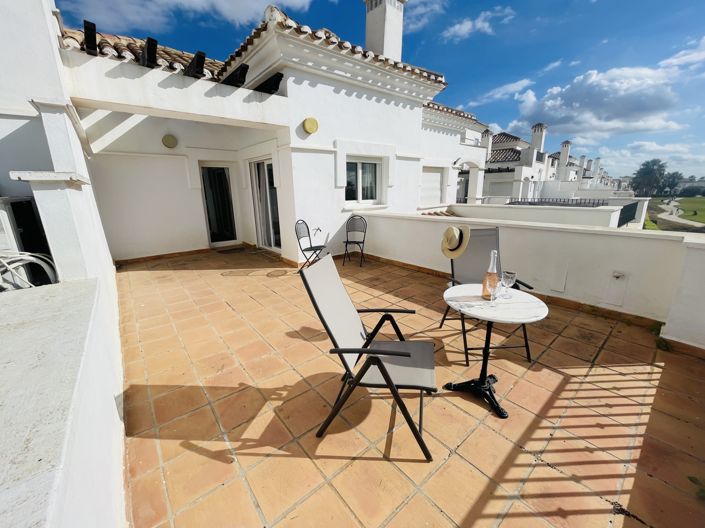 Image No.25-2 Bed Townhouse for sale