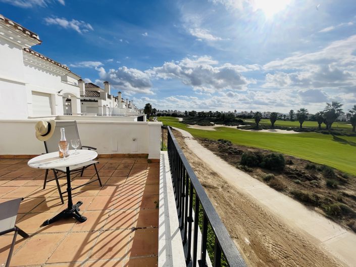 Image No.26-2 Bed Townhouse for sale