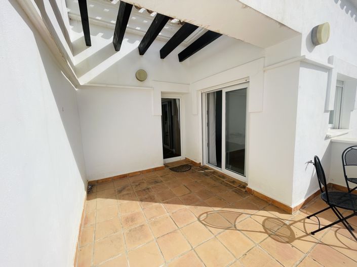 Image No.28-2 Bed Townhouse for sale