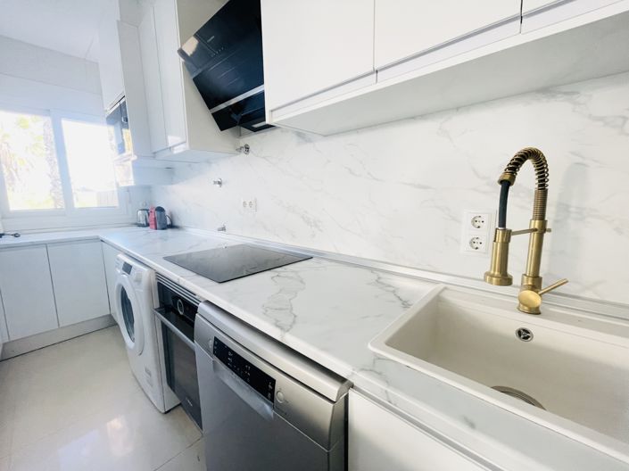 Image No.10-2 Bed Townhouse for sale