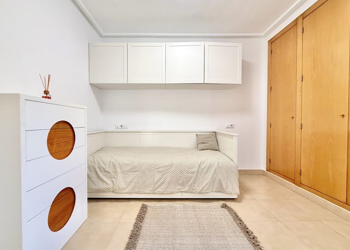 Image No.29-3 Bed Villa for sale