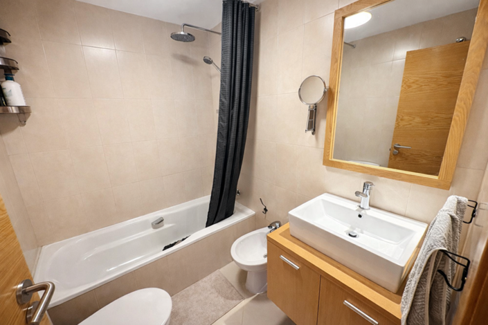 Image No.14-2 Bed Apartment for sale