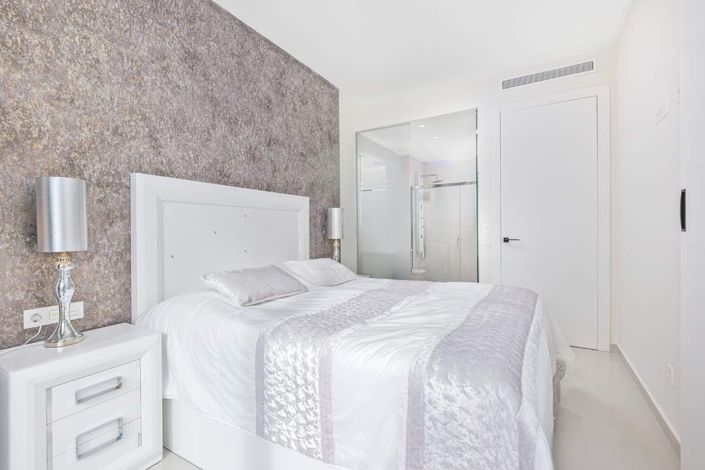 Image No.13-2 Bed Apartment for sale