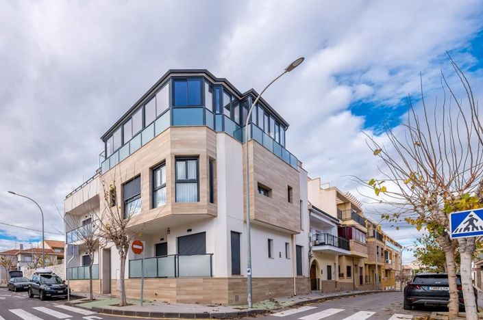 Image No.34-2 Bed Apartment for sale