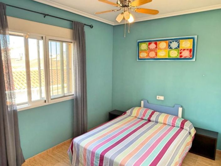 Image No.9-2 Bed Townhouse for sale