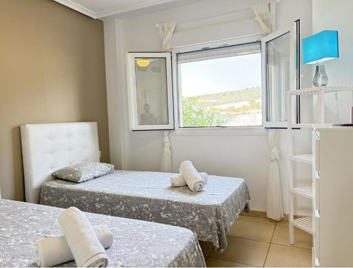 Image No.18-2 Bed Apartment for sale