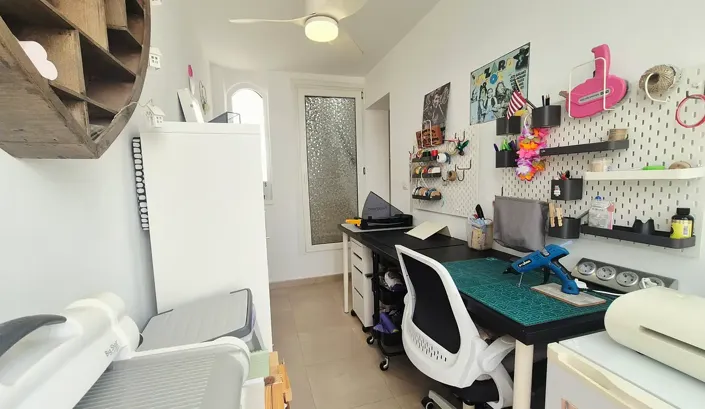 Image No.21-2 Bed Townhouse for sale