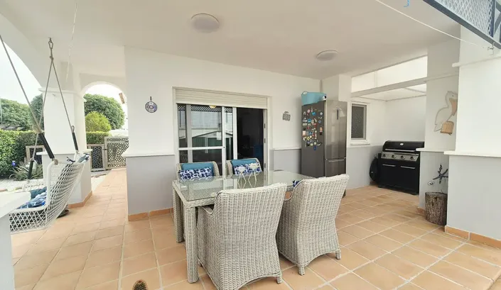 Image No.28-2 Bed Townhouse for sale