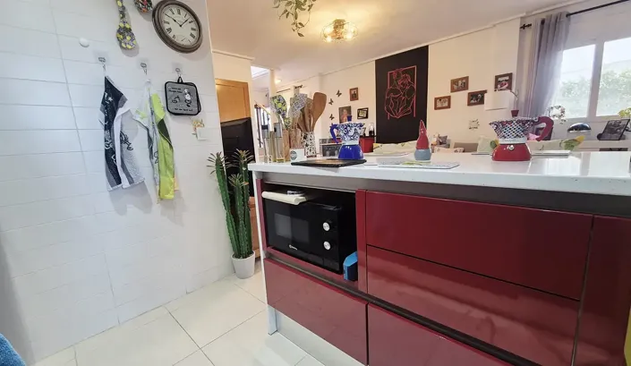 Image No.4-2 Bed Townhouse for sale