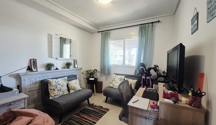 Image No.8-2 Bed Townhouse for sale