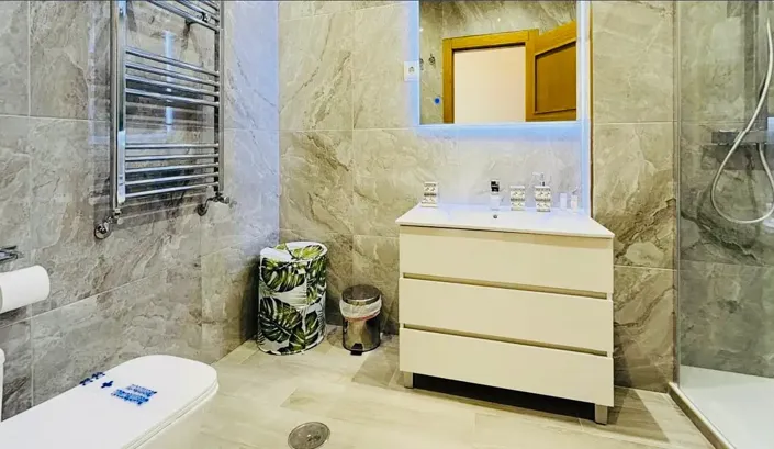 Image No.13-2 Bed Villa for sale