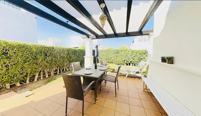 Image No.18-2 Bed Villa for sale