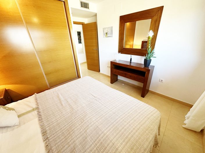 Image No.21-2 Bed Apartment for sale