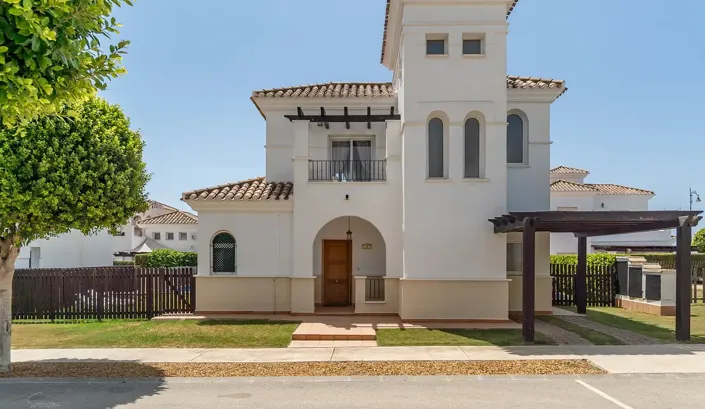 Image No.2-3 Bed Villa for sale