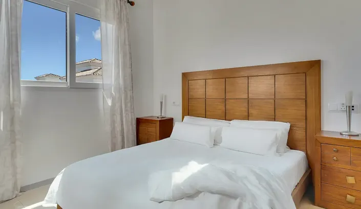 Image No.20-3 Bed Villa for sale