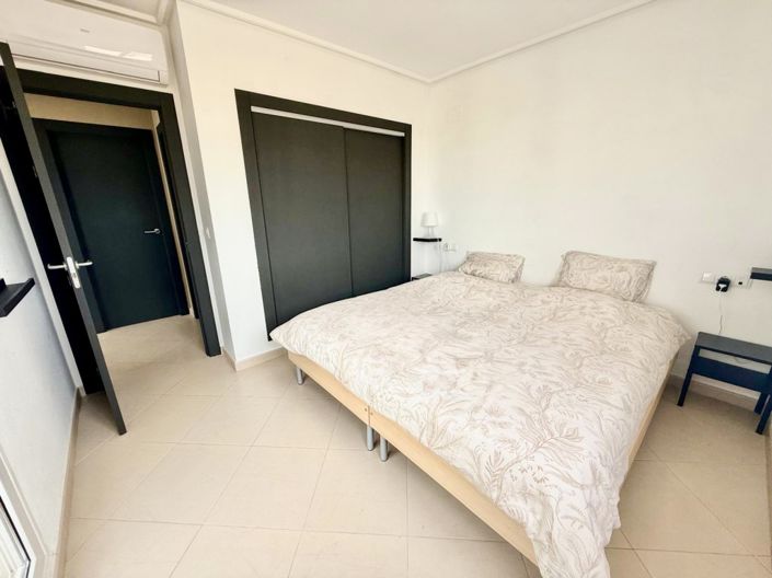 Image No.9-2 Bed Apartment for sale