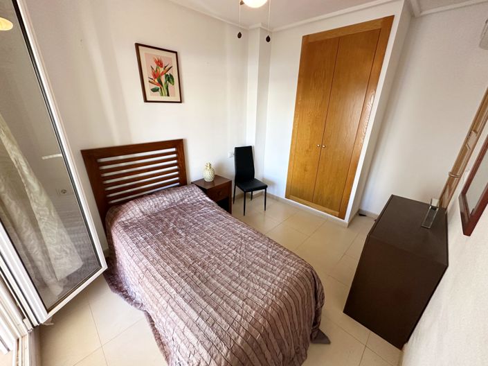 Image No.20-2 Bed Apartment for sale