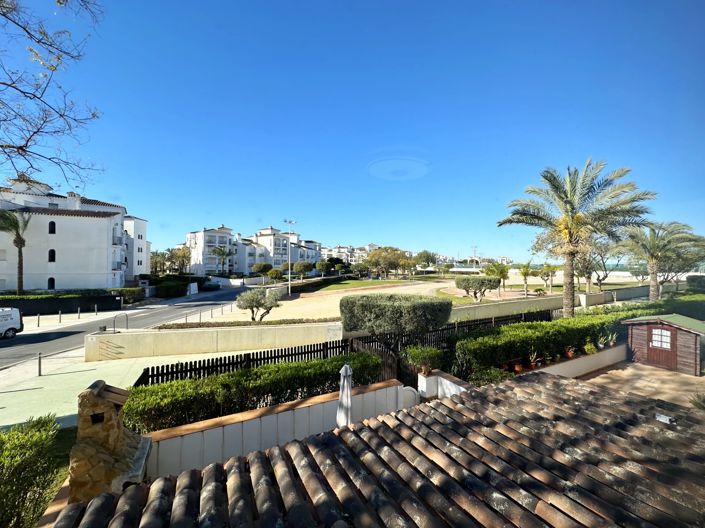 Image No.25-2 Bed Apartment for sale