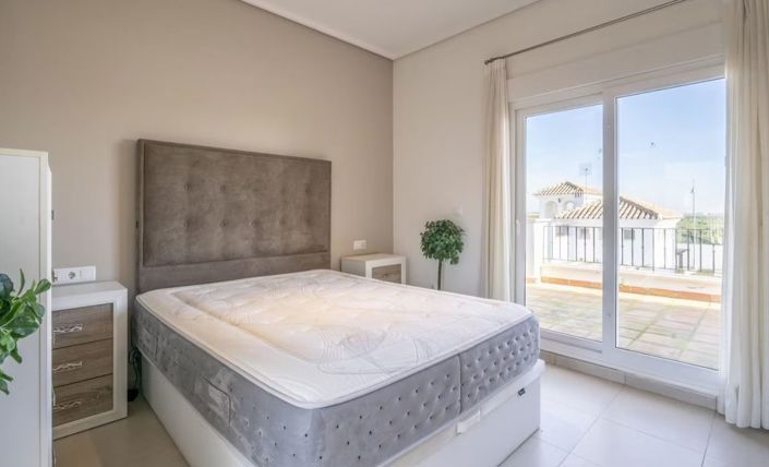 Image No.12-3 Bed Villa for sale