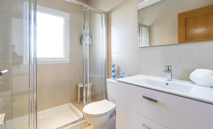 Image No.15-3 Bed Villa for sale