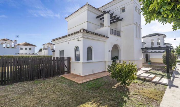 Image No.2-3 Bed Villa for sale