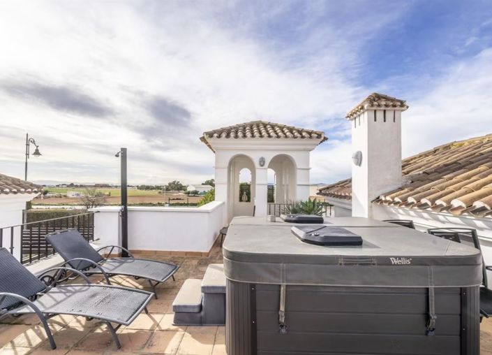 Image No.4-2 Bed Villa for sale