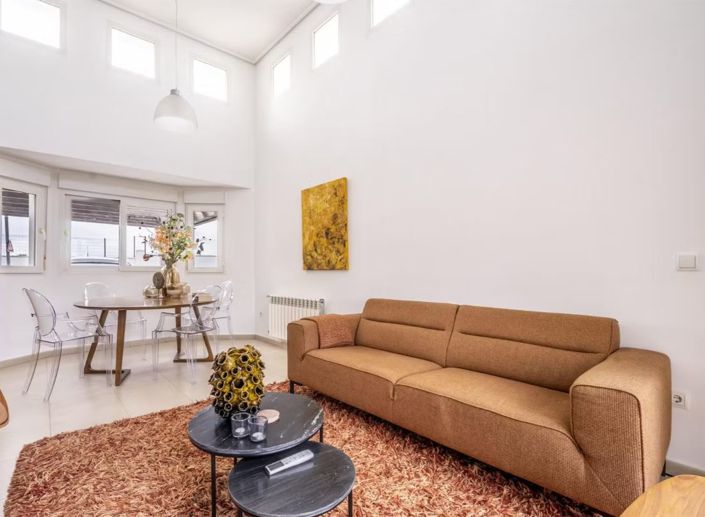 Image No.8-2 Bed Villa for sale