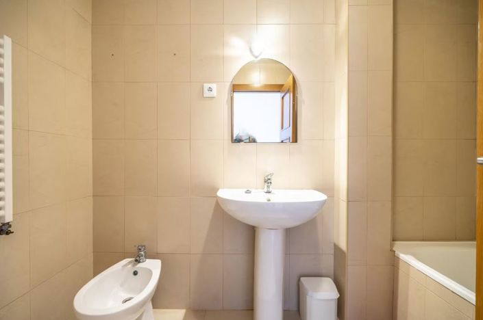 Image No.15-2 Bed Villa for sale