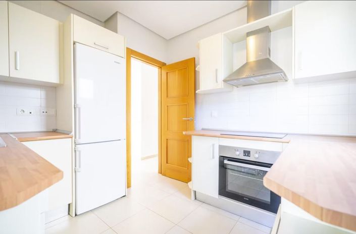 Image No.8-2 Bed Villa for sale