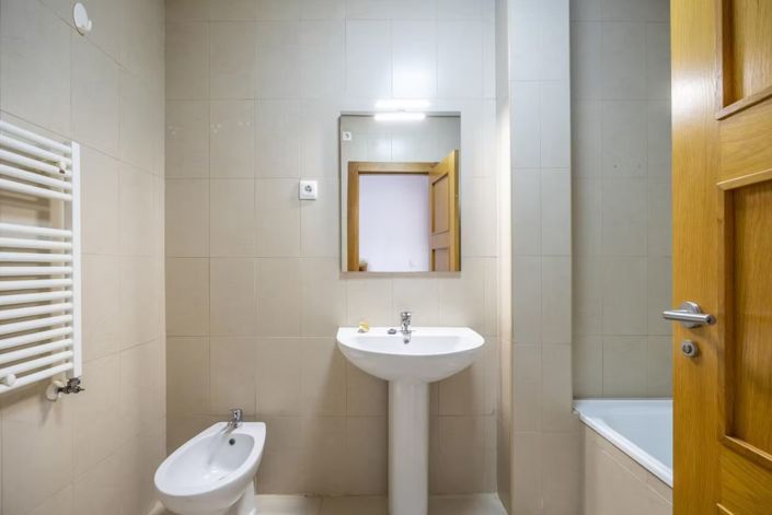 Image No.16-2 Bed Villa for sale