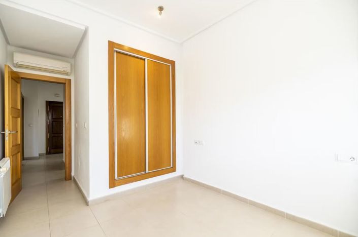 Image No.18-2 Bed Villa for sale