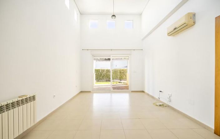 Image No.5-2 Bed Villa for sale