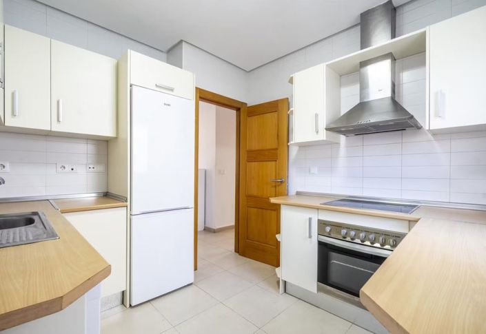 Image No.8-2 Bed Villa for sale